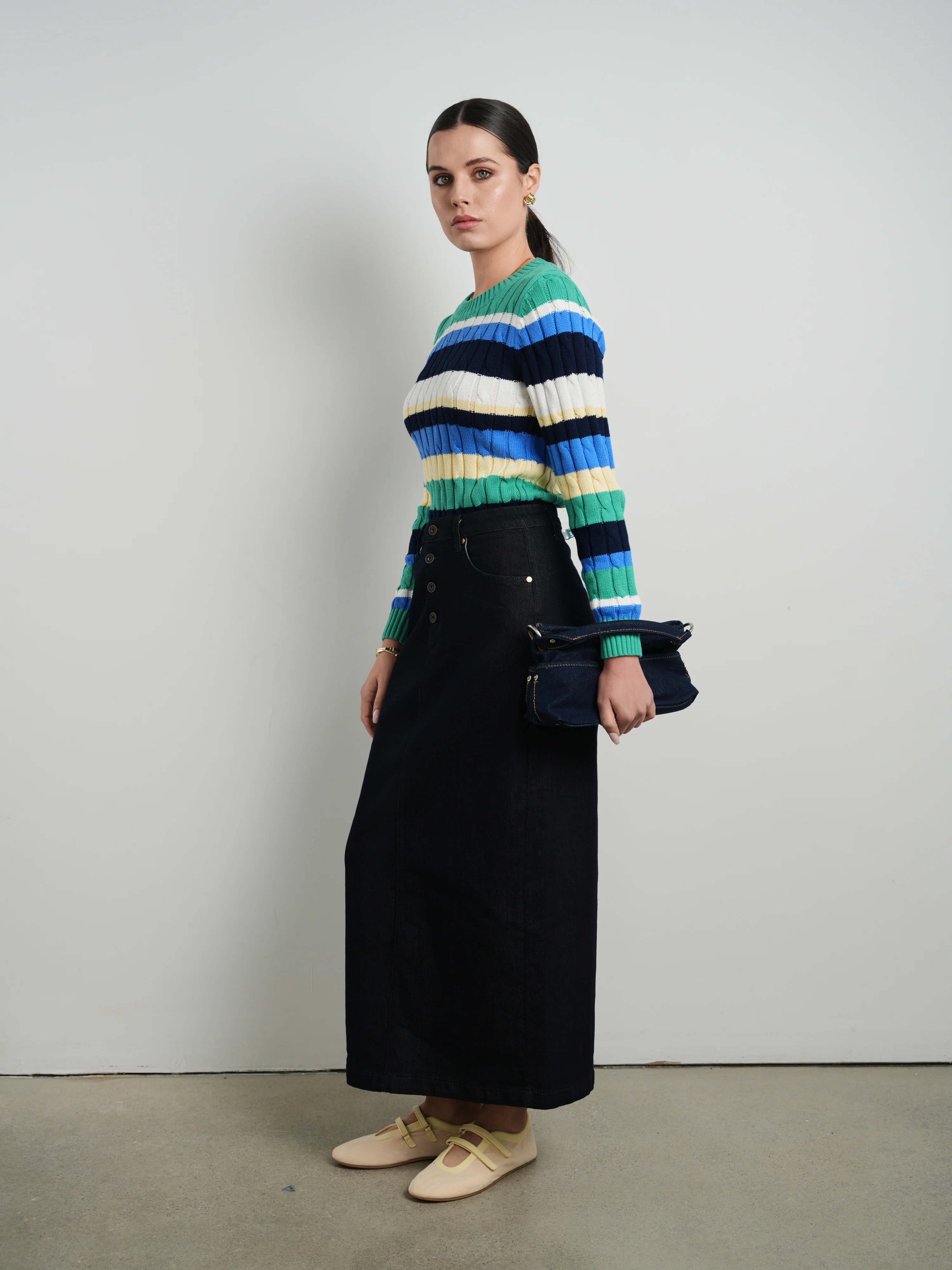 Hd Exposed Button Detail Skirt - Image 3