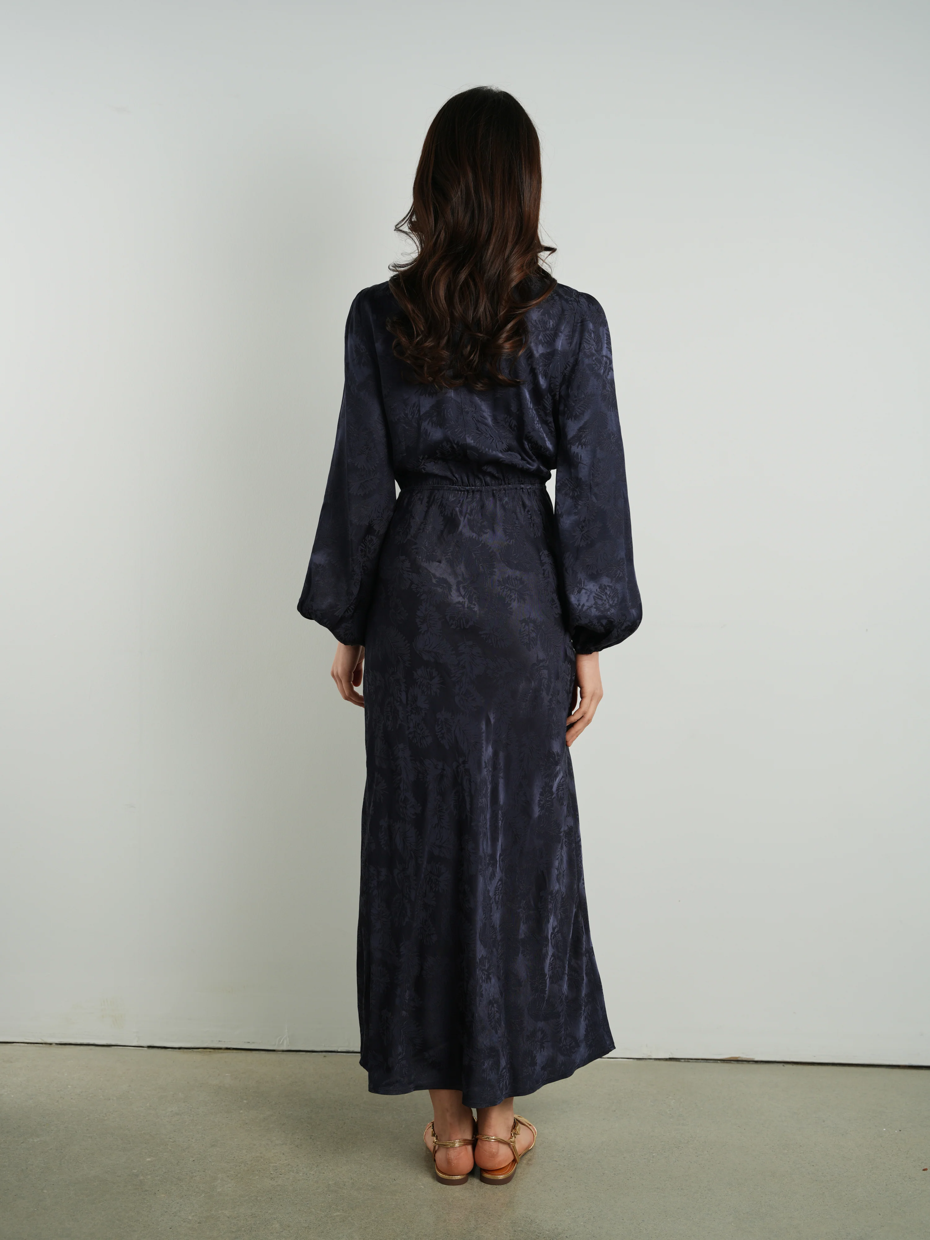 Ofd Shirring Detail Bias Dress - Image 4