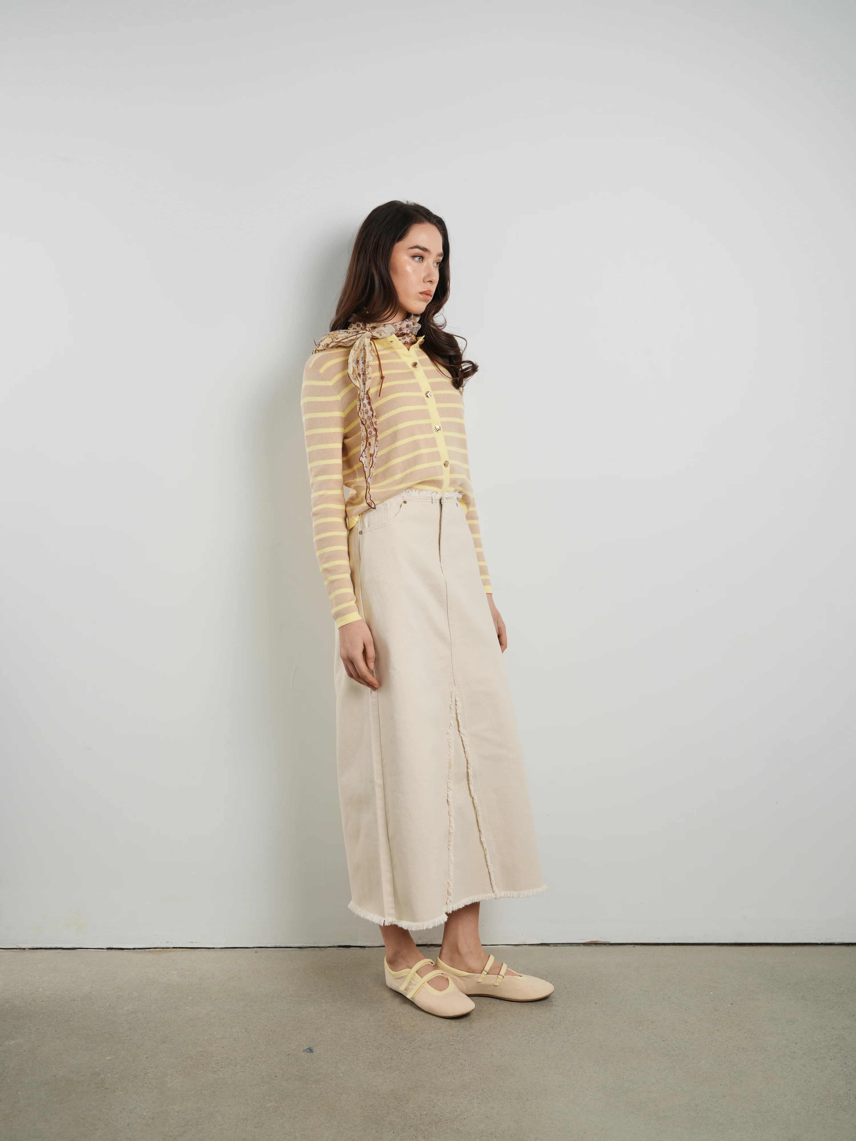 Hd Raw Edge Detail Maxi Skirt - Image 3