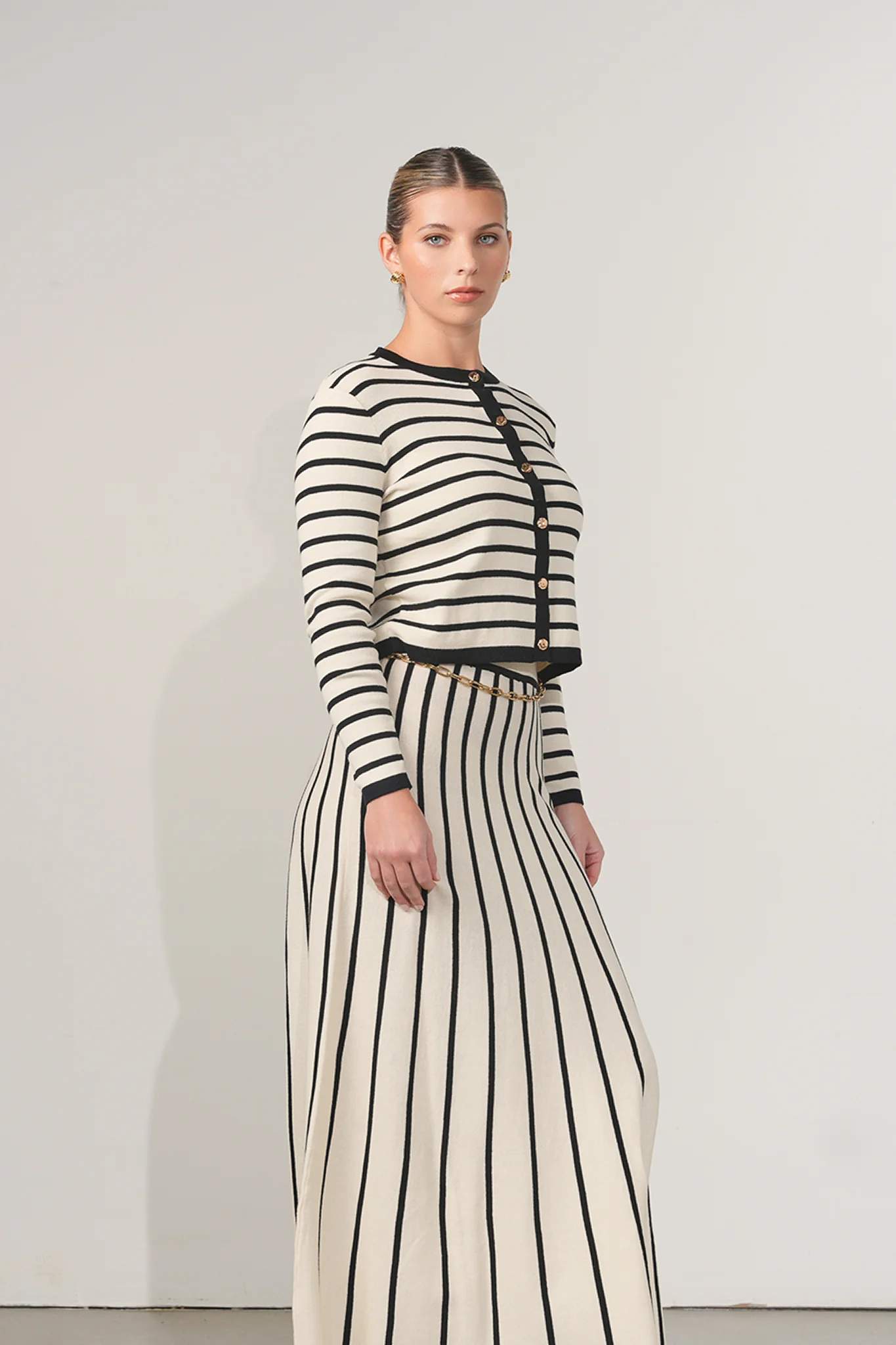 Ceremony Cropped Long Sleeve Cardigan - Image 3