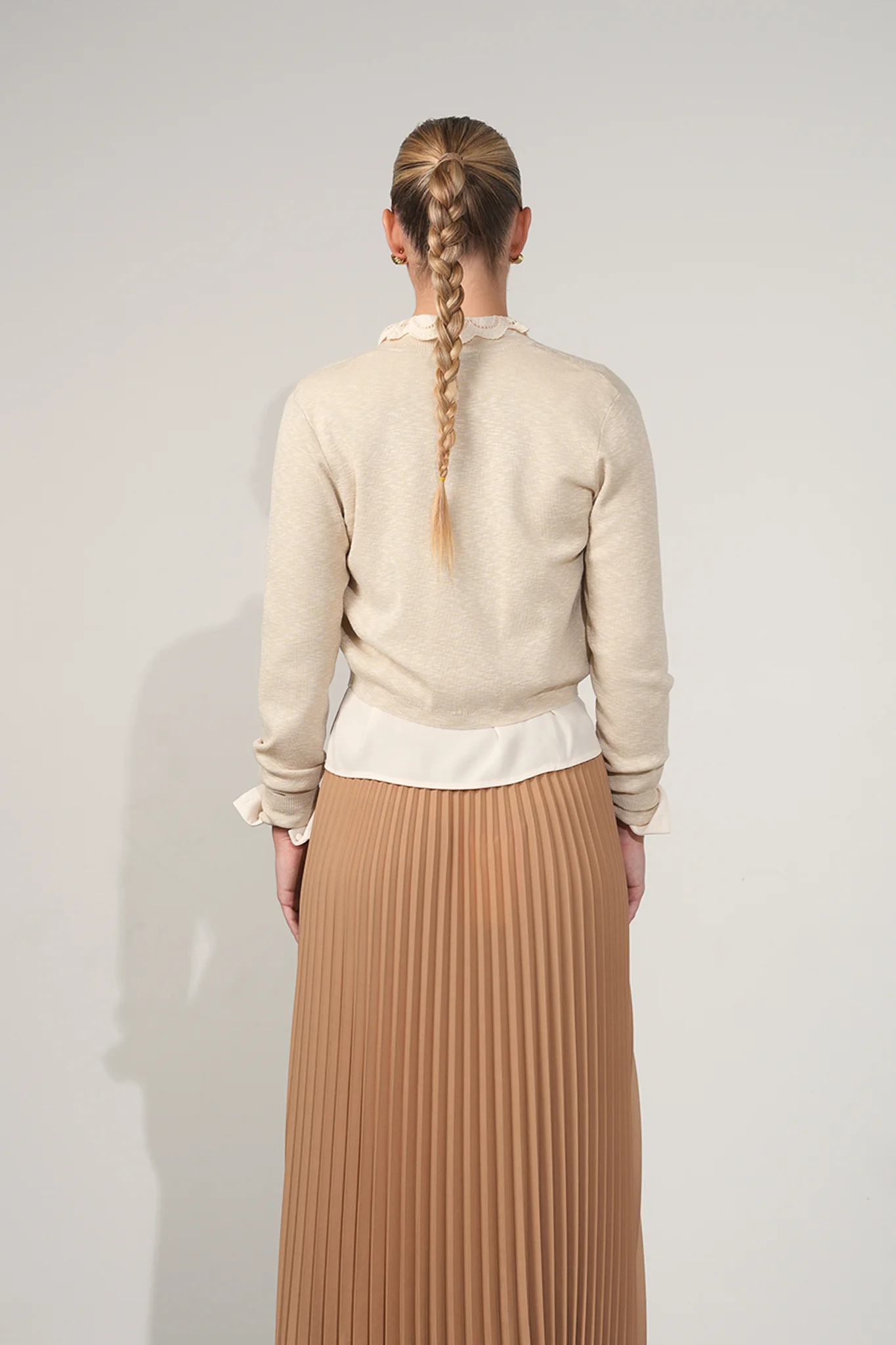 Ceremony Cropped Rib Cardigan - Image 4